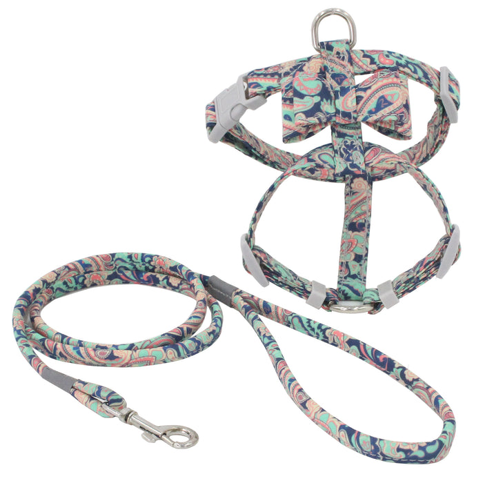 Pet Harness Set with Floral Cat Leash and Escape Proof Design
