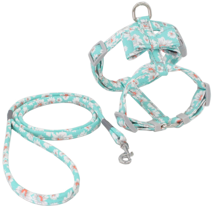 Pet Harness Set with Floral Cat Leash and Escape Proof Design